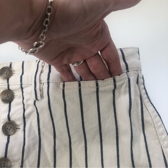Madewell Emmett high rise button front striped shorts! - Picture 6 of 11